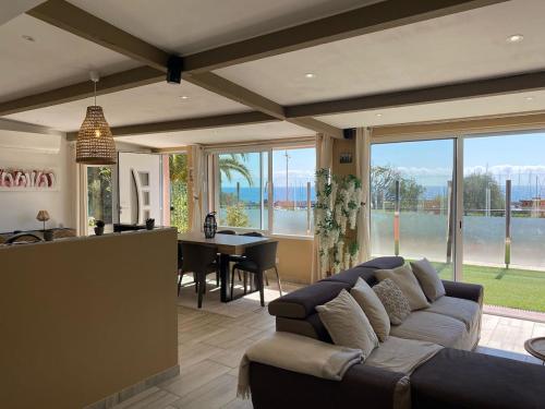 Fabuleux 3 pièces face à la plage