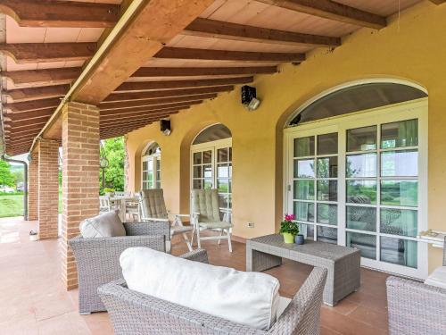 Μπαλκόνι ή βεράντα στο Holiday Home Le Pietre Focaie by Interhome