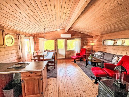 Χώρος καθιστικού στο Holiday Home Tussebu by Interhome