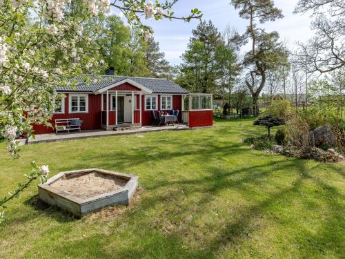 Zahrada ubytování Holiday Home Klägghult by Interhome