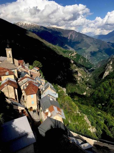 Photo de la galerie de l'établissement Le chalet du loir, à Roubion