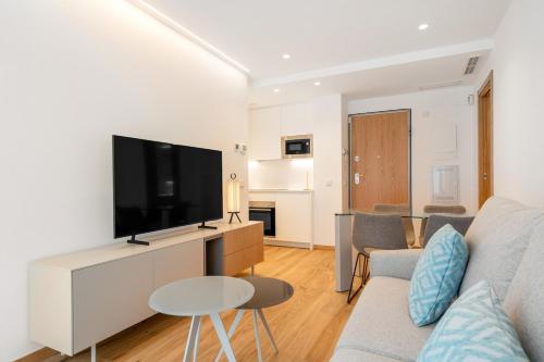 Elegance & comfort in Chamberi- 2B