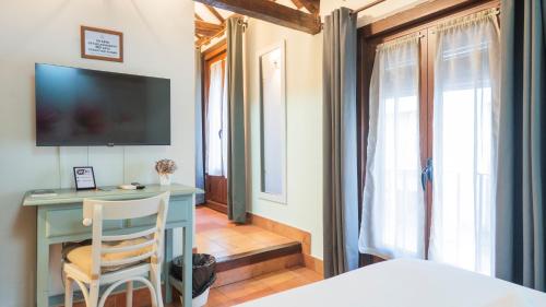 Hostal Alfonso XII by Toledo AP