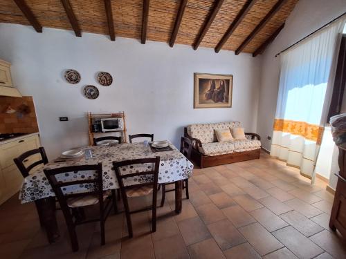Гостиная зона в Casa Dorimannu Rent