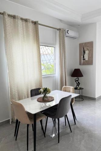 Gallery image of Casa Luna - Villa Mango in Pointe-Noire