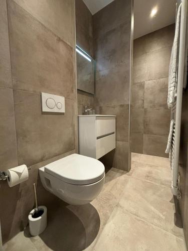 Ένα μπάνιο στο Hotel SIS - Rooms