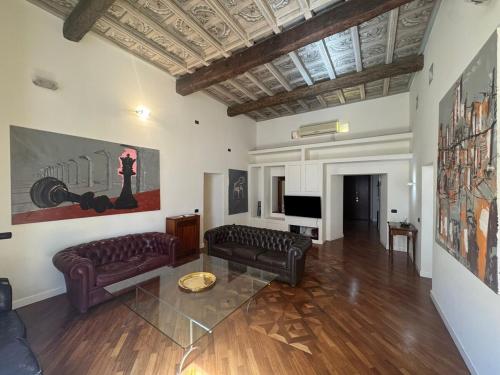 La Dolce Vita in the Ancient Rome