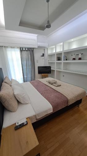Athens Riviera Bee Home Appartments