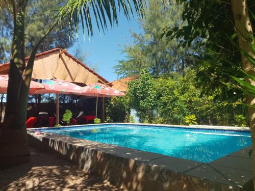 Moony’s Chalets & Camping
