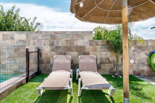 Villa Nueva Cascada - Casa Rustica "Tu Casa En Conil"
