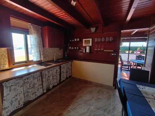 Kuchyň nebo kuchyňský kout v ubytování casa orymar