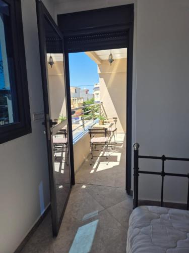 Saïdia Residence A - à 7 min de la plageにあるバルコニーまたはテラス