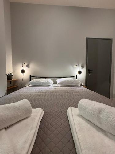 Unique Apartment 3