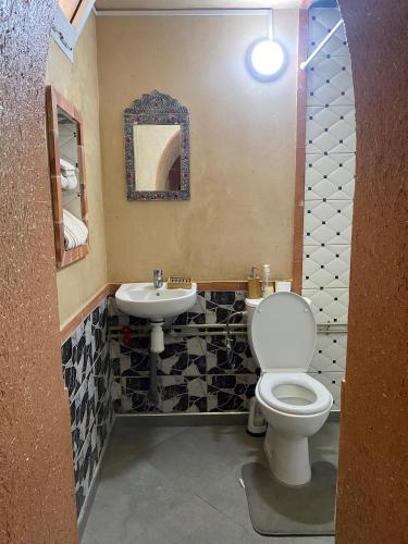 Ένα μπάνιο στο Kasbah