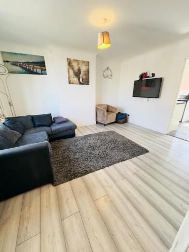 Χώρος καθιστικού στο SwankyHome4Groups/Contractors/M5