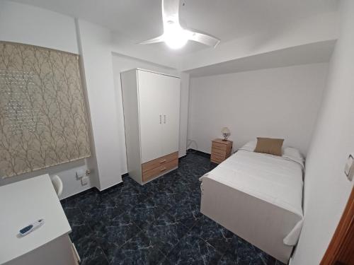 piso tres habitaciones photo 10
