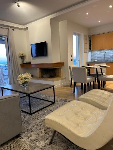Altitude 5 Penthouse Elliniko