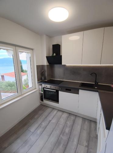 Residence Perleta luxury sea view apartment with jacuzzi