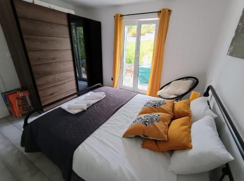 Residence Perleta luxury sea view apartment with jacuzzi