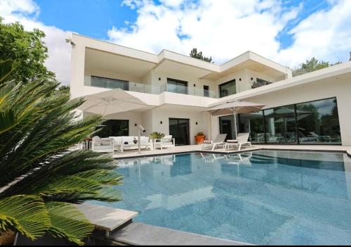 Villa contemporaine de luxe photo 3