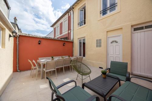 Maison spacieuse avec terrasse dans le centre ville de Reims