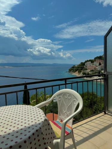 Apartment Lucija Mimice