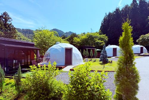 Příroda nedaleko luxury tent
