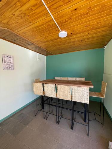 a dining room with a table and chairs at HOTEL JUAN b JUSTO GARDEN in Mendoza