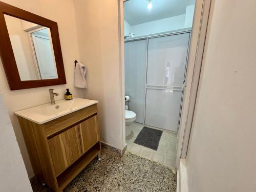 Koupelna v ubytování APARTAMENTO COMPLETO, Piedra viva
