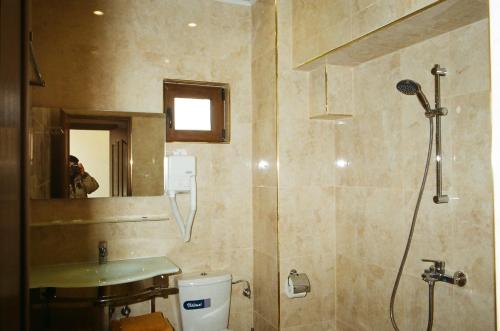 Koupelna v ubytování Cesar Guest Rooms