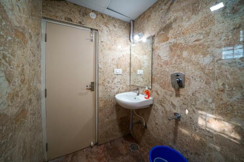 Gallery image of Open Hotel by Olive - Sai Luxury Comforts in Bengaluru