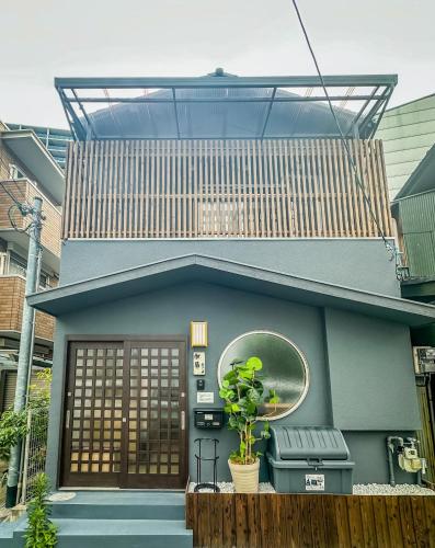 和居 梵の宿 広々とした日本を感じるお部屋で大阪を満喫できる宿