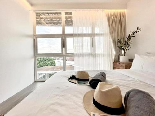 Postel nebo postele na pokoji v ubytování The Street Hostel Koh Lipe