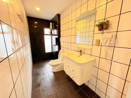 Bilik mandi di A1-Mountain View Private Pool Villa-บางแสน