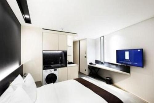 Televisyen dan/atau pusat hiburan di Kintex by K-tree