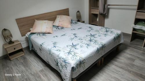 Postel nebo postele na pokoji v ubytování Gite - Chambre d'hôtes l'OCCITANIA