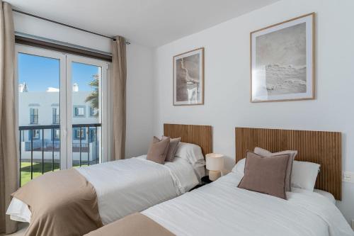 Luxurious penthouse with mountain and sea view 422