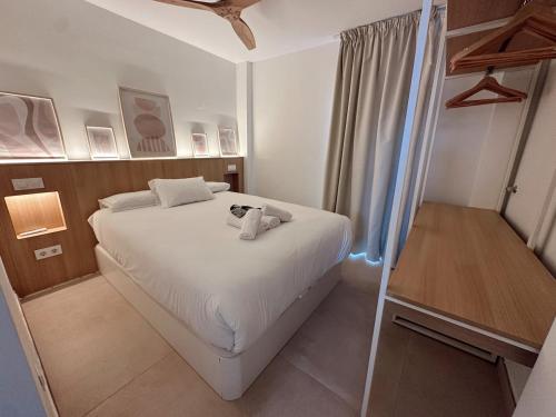 Marbella Hideaway BBQ, POOL & Best walking distance Beaches photo 13