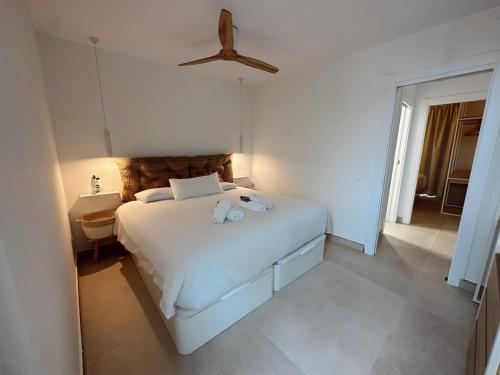 Marbella Hideaway BBQ, POOL & Best walking distance Beaches photo 18