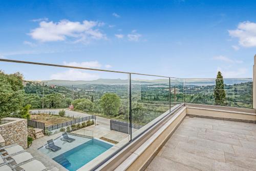 Πισίνα στο ή κοντά στο Villa Le Roc