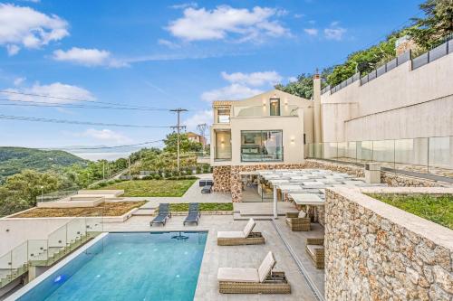Πισίνα στο ή κοντά στο Villa Le Roc