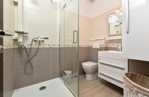 Bilik mandi di Apartment Sandra 2389