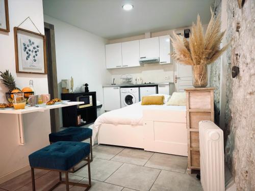 Photo de la galerie de l'établissement Studio Soleil- aux portes de Béziers, à Boujan-sur-Libron