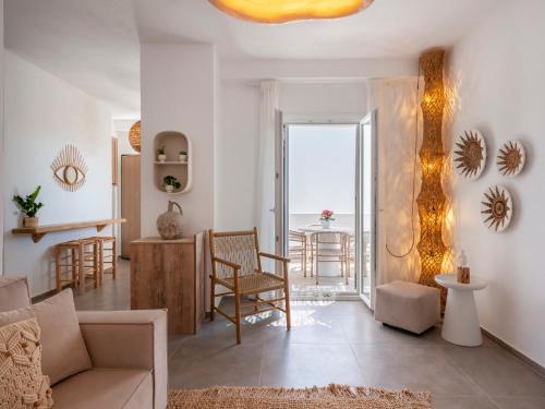 Pounta, 2BR Apartment w Shared Pool, Fiora II