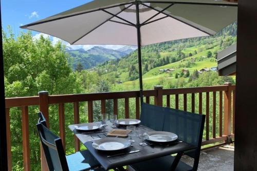Cosy apartment with balcony and mountain view
