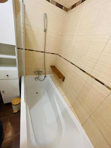 Ένα μπάνιο στο La Conque Provençale