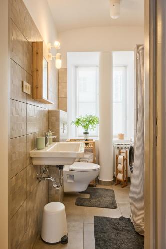 Cathedral View Apartment by Irundo