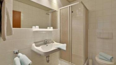 Ένα μπάνιο στο BED and BREAKFAST Pension Foidl