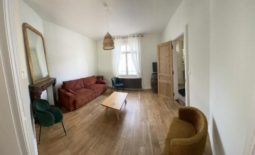 Cosette en Sandalette à Montreuil-sur-Mer