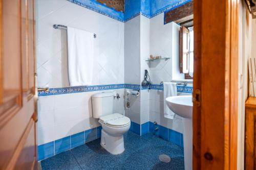 Ένα μπάνιο στο Hotel Rural Sucuevas